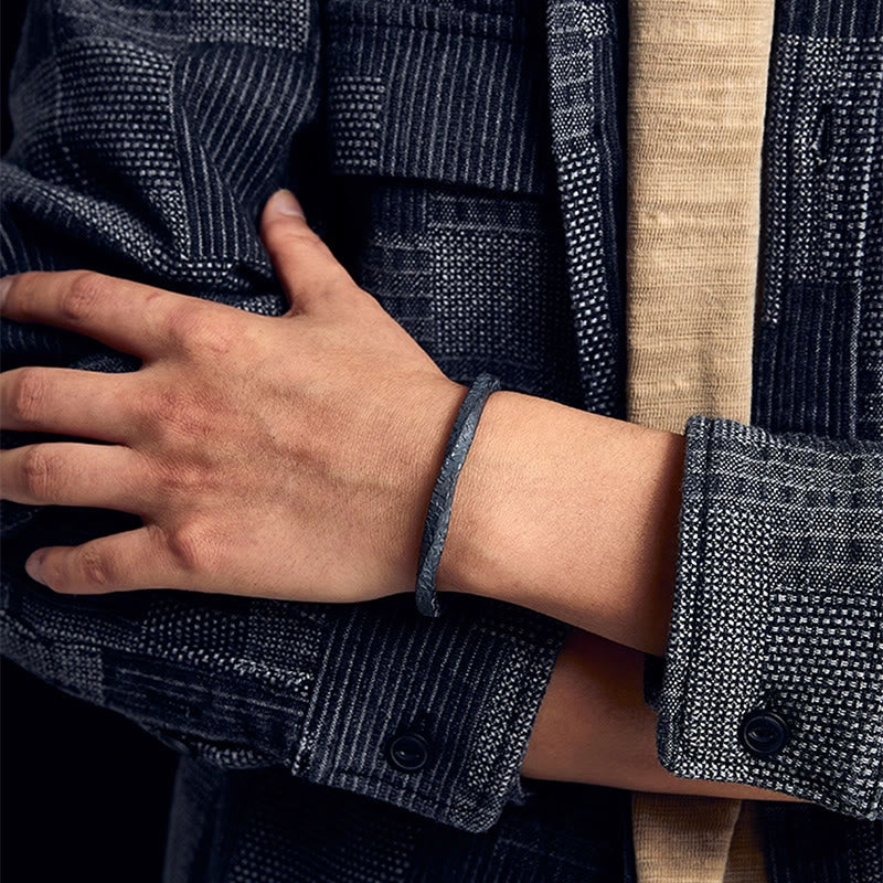 WorldNorse 999 Sterling Silber dunkel strukturiertes, gedrehtes Armband mit Goldbesatz - image 8