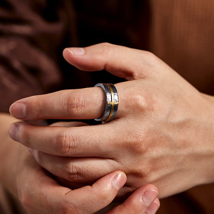 WorldNorse 999 Sterling Silber Dunkel strukturierter geschmiedeter Kreuzring - image 6