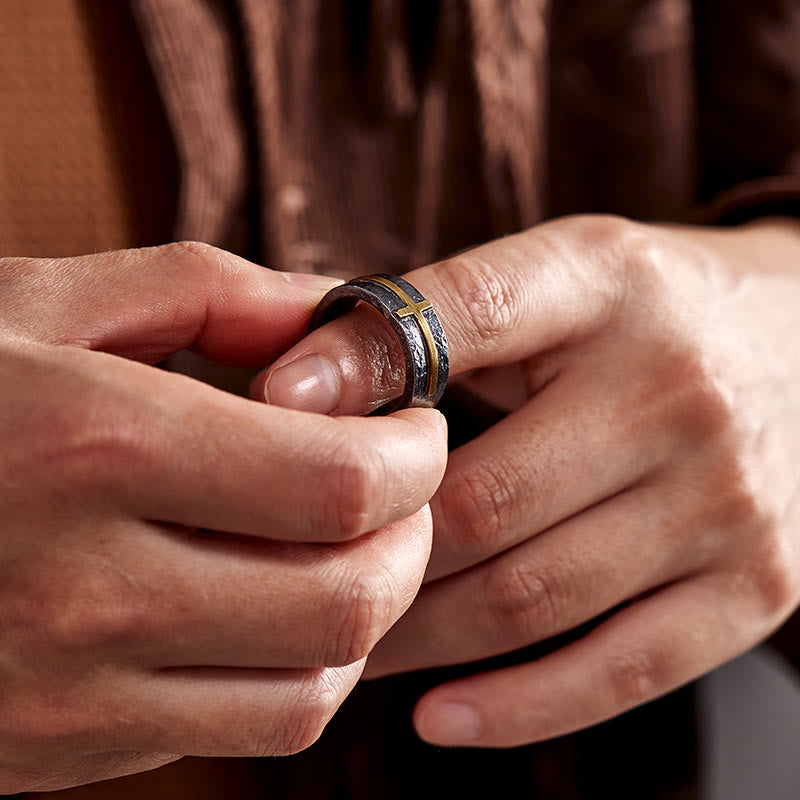 WorldNorse 999 Sterling Silber Dunkel strukturierter geschmiedeter Kreuzring - image 7