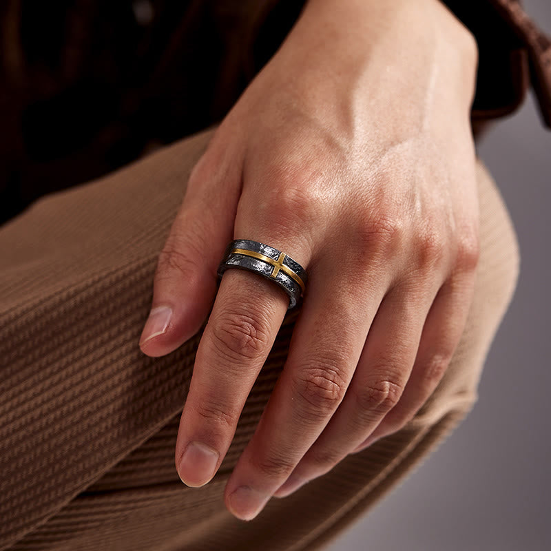 WorldNorse 999 Sterling Silber Dunkel strukturierter geschmiedeter Kreuzring - image 5