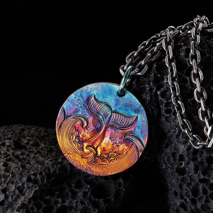 WorldNorse Halskette mit Walschwanz-Wellenanhänger aus 999er Sterlingsilber - Mit Kette - image 0