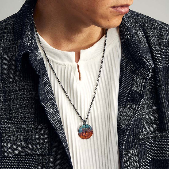 WorldNorse Halskette mit Walschwanz-Wellenanhänger aus 999er Sterlingsilber - image 1