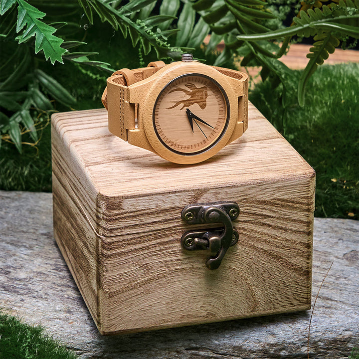 WorldNorse Uhr aus Holz mit Elchprofilstruktur - image 6