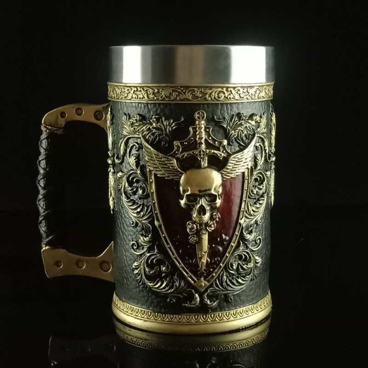 WorldNorse Gothic Totenkopf-Flügelschwert-Becher - image 3