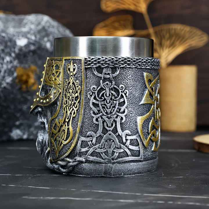 WorldNorse Geflochtener Becher mit Wikingerkrieger-Verzierung - image 4