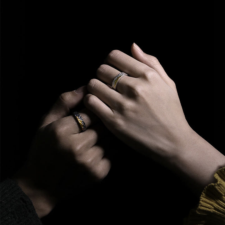 WorldNorse Handgefertigtes 999 Silber Robuster Ring mit Goldverzierungen und Bergmotiv - image 7