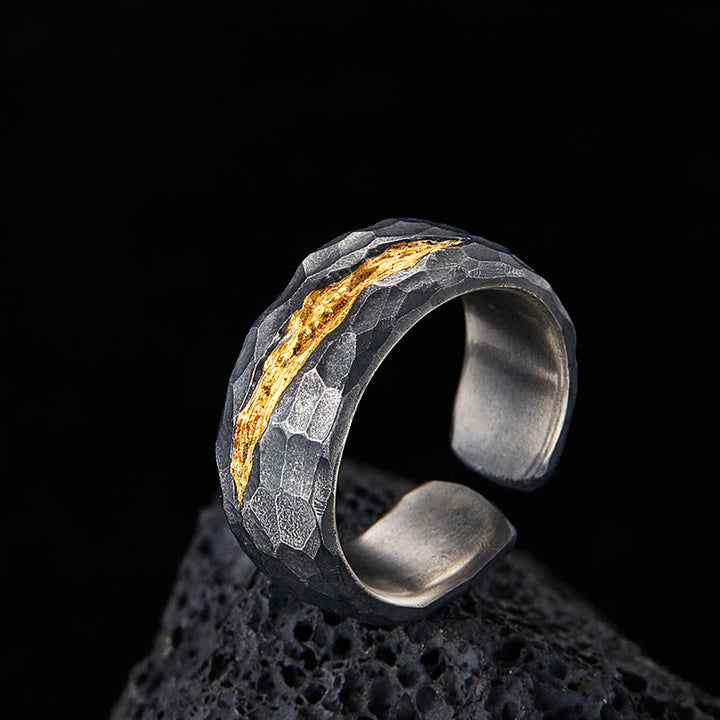 WorldNorse Handgefertigtes 999 Silber Lava-Einlegearbeit Gold Adern Ring - Retro Schwarz (Innenumfang 65-67.5 mm) - image 0
