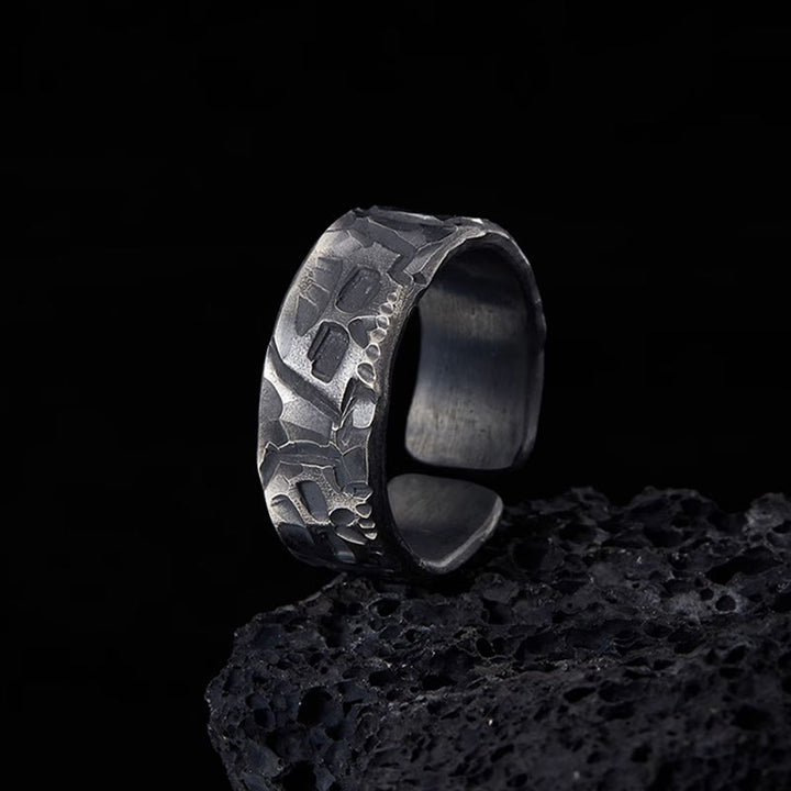 WorldNorse 999 Sterling Silber Robuster Totenkopfring mit geschnitzter Textur - image 2