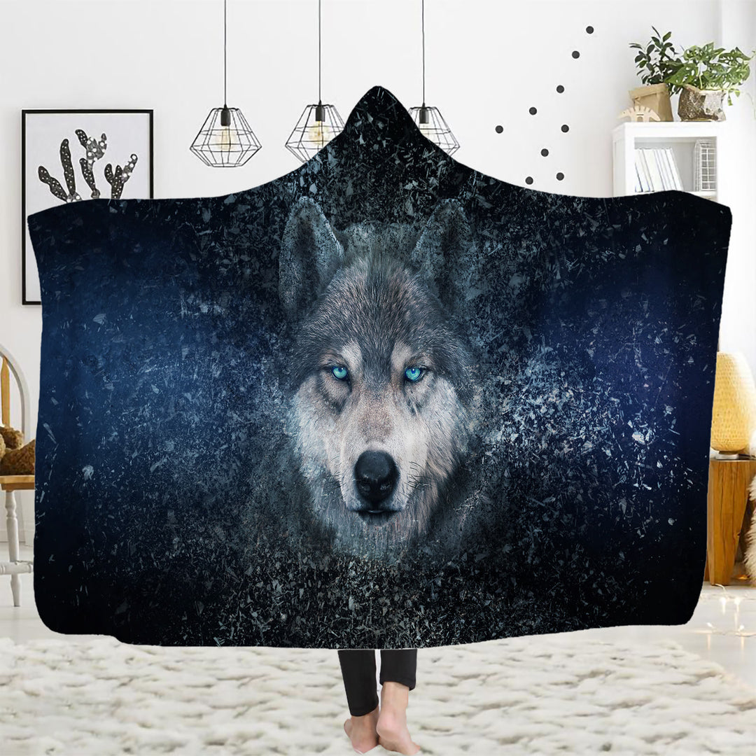 WorldNorse Stardust Blaue Augen Wolf Porträt Kapuzendecke - Sternenstaubwolf - 150 x 200 cm - image 1