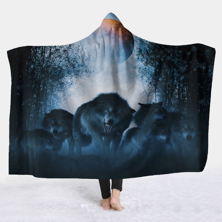 WorldNorse Schattenhain Wolf Kapuzendecke - 150 x 200 cm - image 1