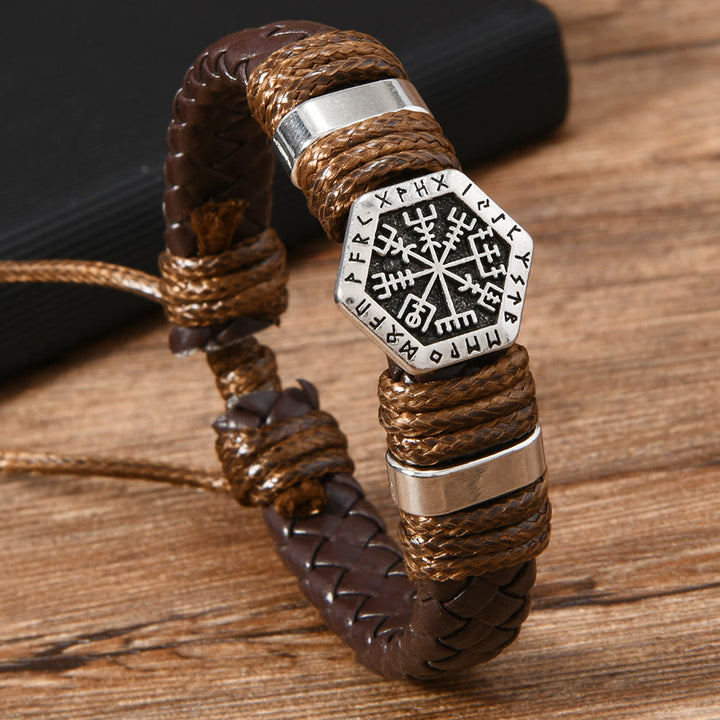 WorldNorse Armband aus gedrehtem Leder mit Wikinger- Rune - Braun - image 0