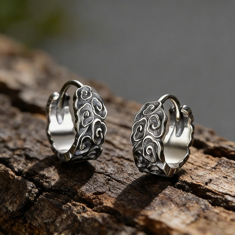 WorldNorse Ohrringe im Vintage-Stil mit geschnitzter Wolkenstruktur von - Ein Paar - image 0