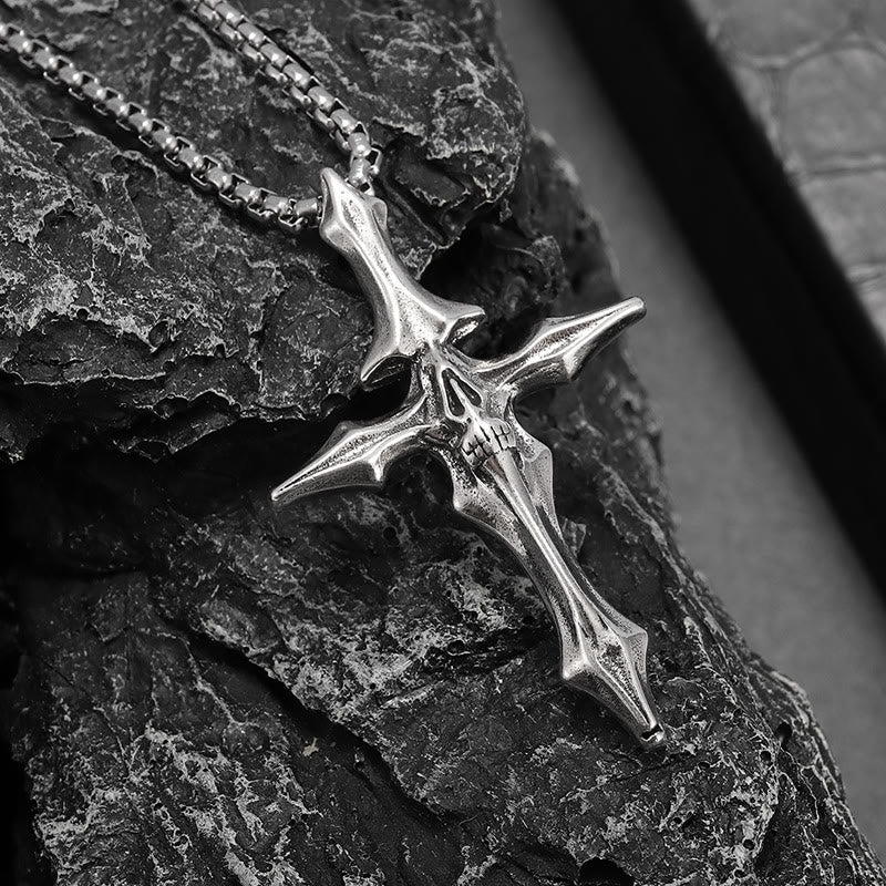 WorldNorse Halskette mit Totenkopfkreuz und Stacheln - image 1