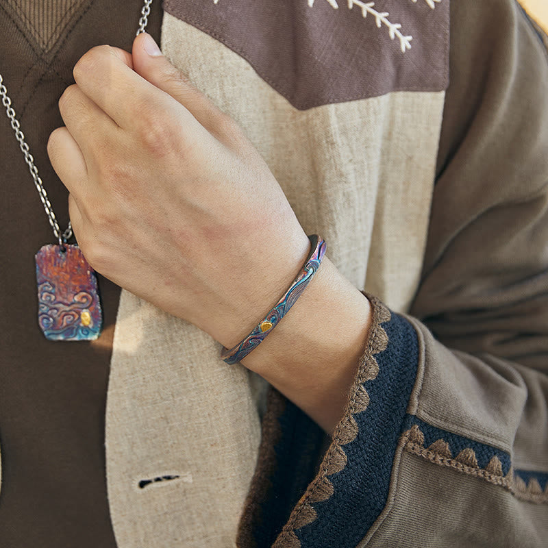 WorldNorse Handgefertigtes Armband aus 999er Silber mit prismatischem Wirbelmuster - image 6