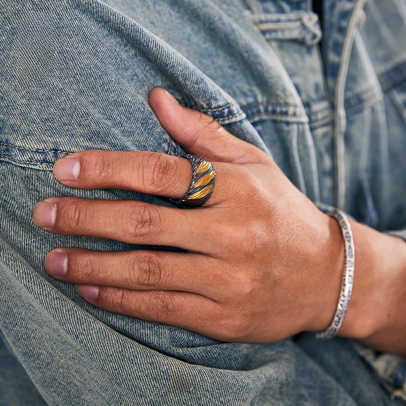 WorldNorse Handgefertigtes 999 Silber Ember Streak Strukturierter Ring - image 10