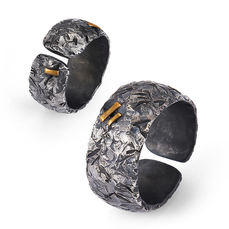 WorldNorse Handgefertigtes Ring aus 999 Sterlingsilber mit mattierter Kruste und Goldeinlage - image 5