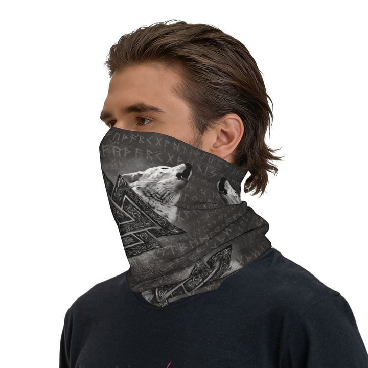 WorldNorse Gesichtsmaske und Halswärmer mit geätzten Valknut Wölfen - 24 x 43 cm - image 0