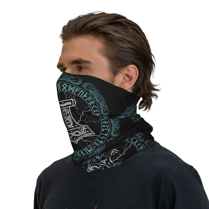 WorldNorse Stormwrought Hammer Knot Rune Gesichtsmaske & Halswärmer - 24 x 43 cm - image 0