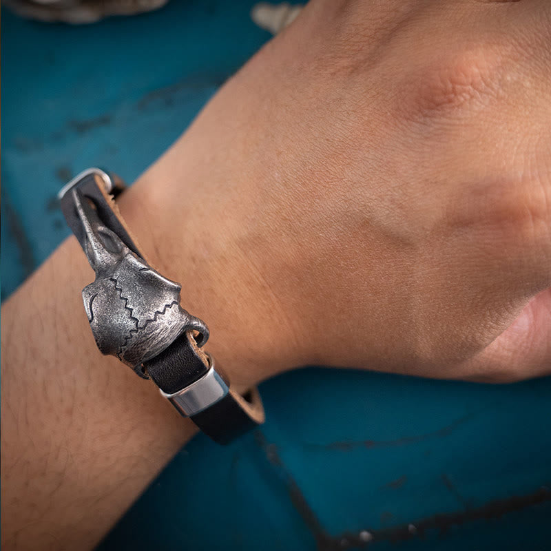 WorldNorse Nordic Vintage Raven Verstellbares Lederarmband - image 1