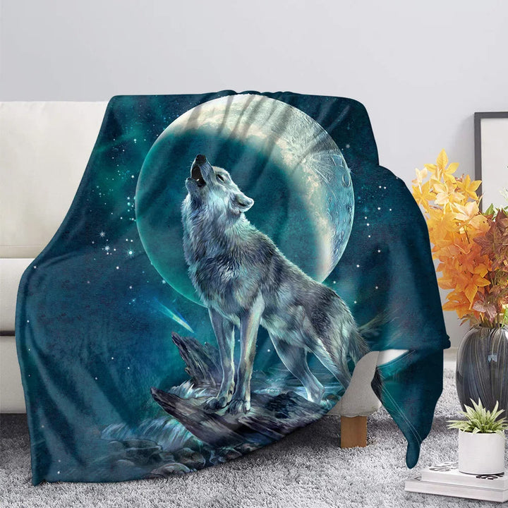WorldNorse Blasser Wolf Wald Mond Heulen Decke - Azurblauer Wolf - 264 x 228 cm - image 1