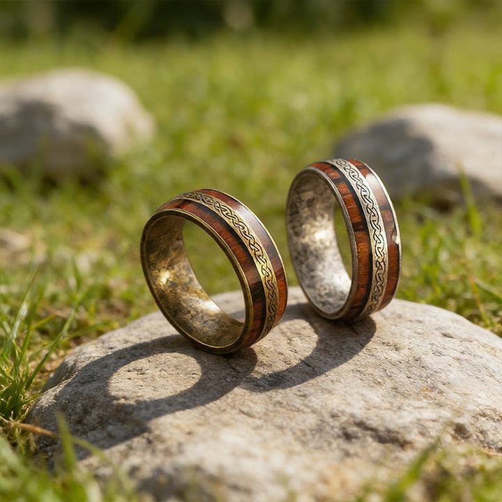 WorldNorse Ring mit verwittertem Keltischer Knoten -Inlay - image 0