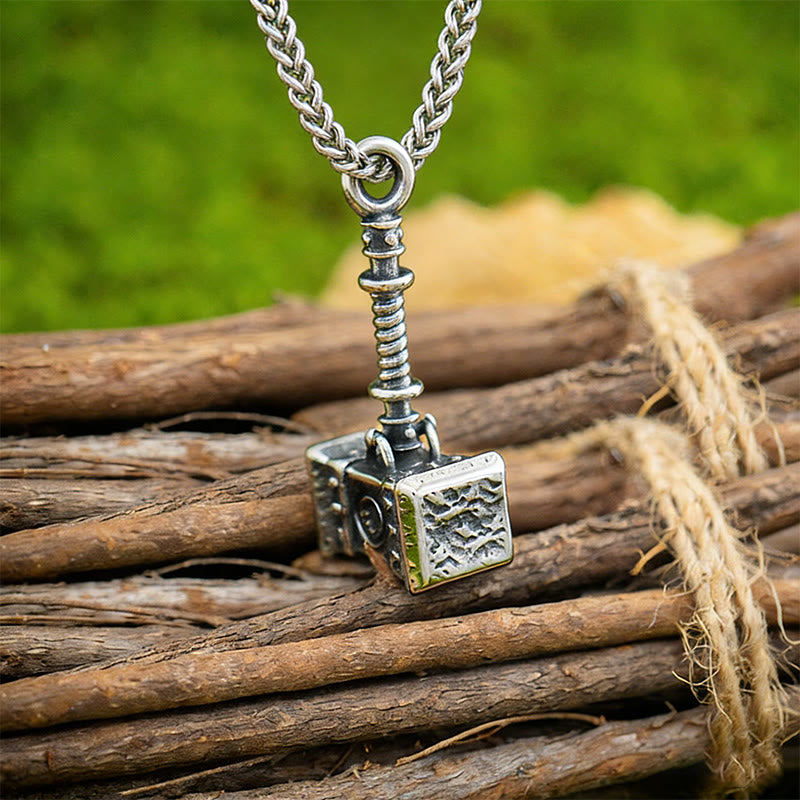WorldNorse Geschmiedete Stormbreaker Mjölnir Halskette - Mjölnir - image 0