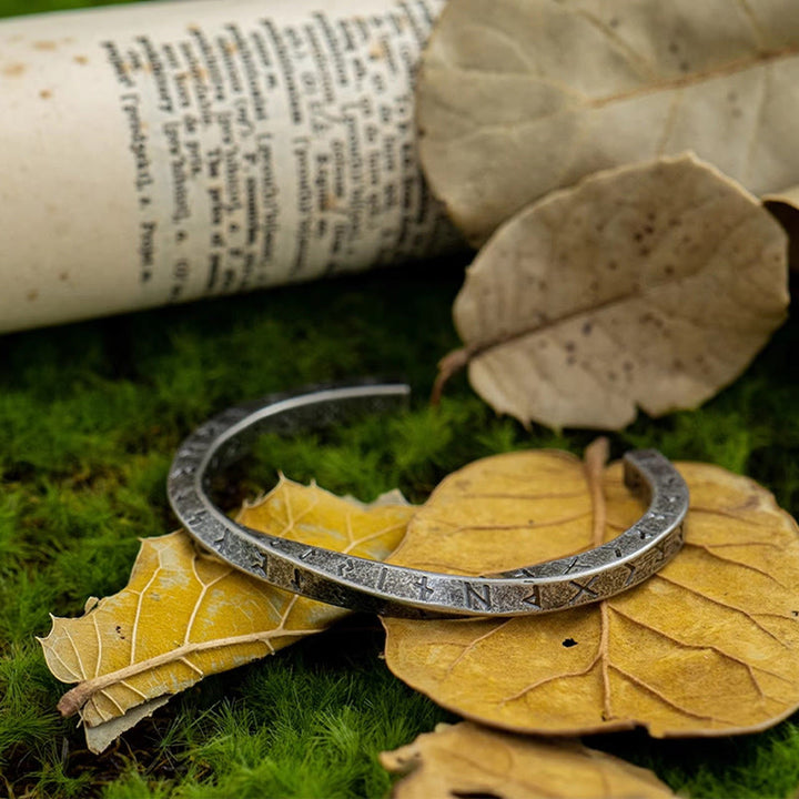 WorldNorse Viking Rune Minimalistisches Armband - image 4