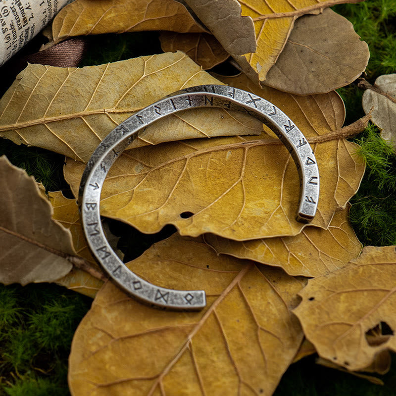 WorldNorse Viking Rune Minimalistisches Armband - image 5