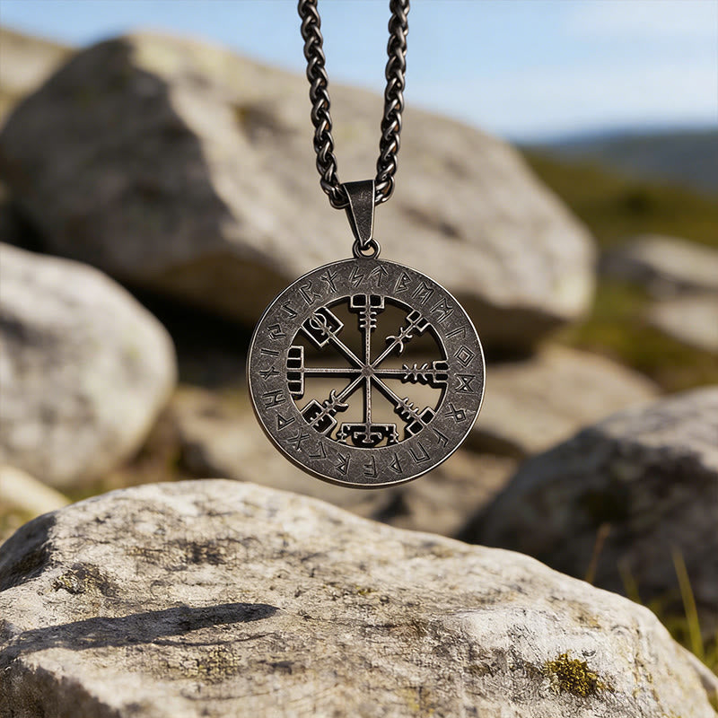 WorldNorse Verwitterte Vegvisir Rune - Retro Schwarz - image 1