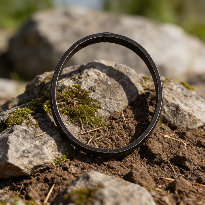 WorldNorse Geschmiedetes Runenarmband - image 3