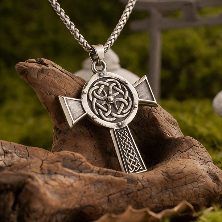 WorldNorse Halskette mit verwittertem Keltischer Knoten Knotenkreuz - Keltischer Knoten - image 0