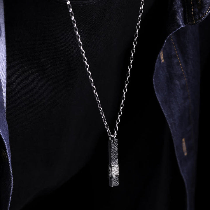 WorldNorse Handgefertigte Halskette aus 999er Silber, geschmiedet und mit Draht umwickelt - image 1