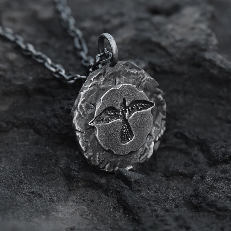 WorldNorse Handgefertigte Halskette von WorldNorse mit Raven aus 999er Silber im Antik-Look - image 3