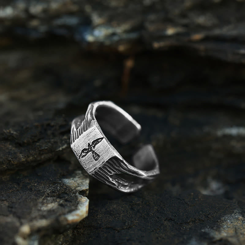 WorldNorse Handgefertigter Ring aus 999er Silber mit Raven im Antik-Look - image 2