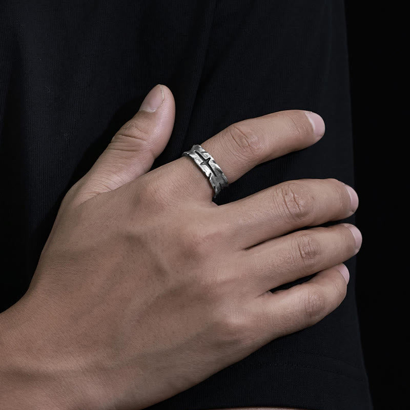 WorldNorse Handgefertigter Ring aus 999er Silber mit strukturierter Kreuzschlitzform - image 4