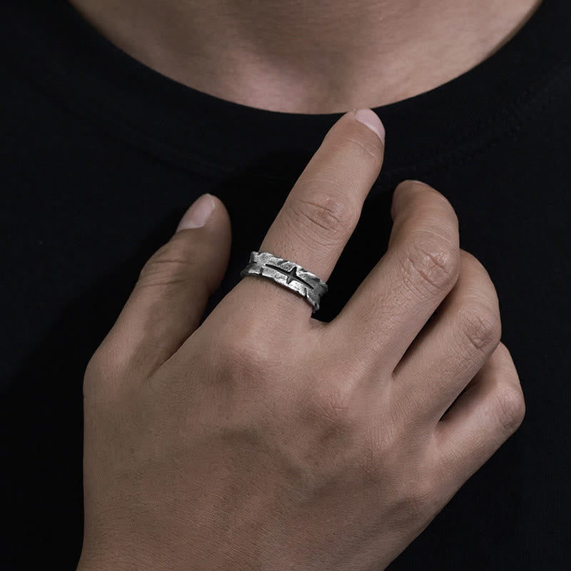 WorldNorse Handgefertigter Ring aus 999er Silber mit strukturierter Kreuzschlitzform - image 1
