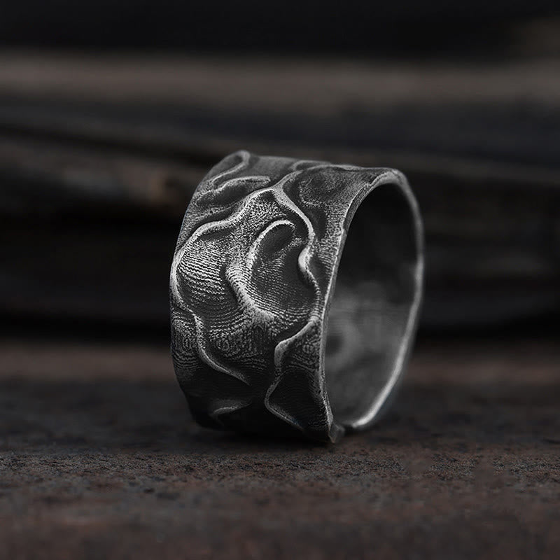 WorldNorse Handgefertigter Ring aus 999er Silber mit organischem Muster und Antik-Finish - image 4