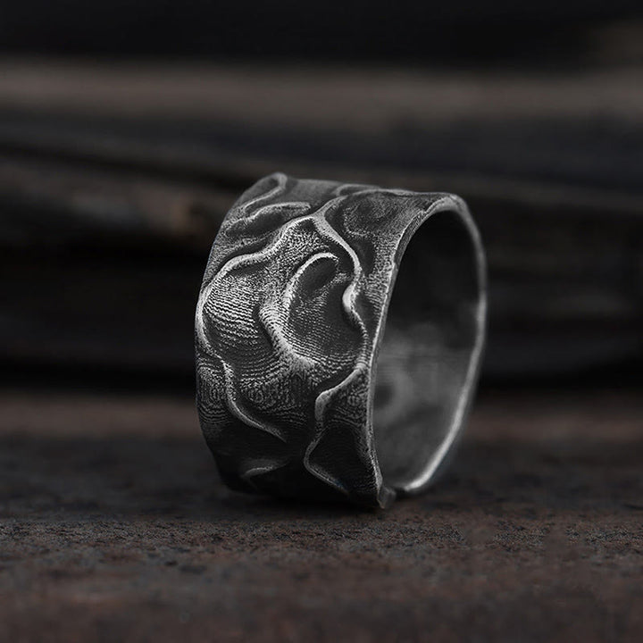 WorldNorse Handgefertigter Ring aus 999er Silber mit organischem Muster und Antik-Finish - image 4