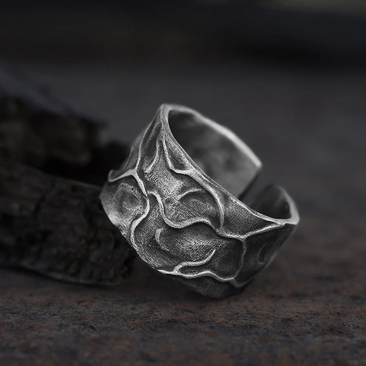 WorldNorse Handgefertigter Ring aus 999er Silber mit organischem Muster und Antik-Finish - Groß - image 0