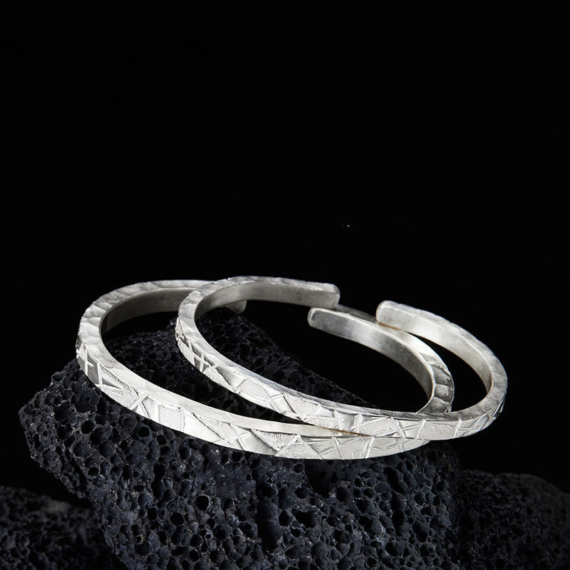 WorldNorse Handgefertigtes Armband aus 999er Silber mit geometrischer Struktur - image 0