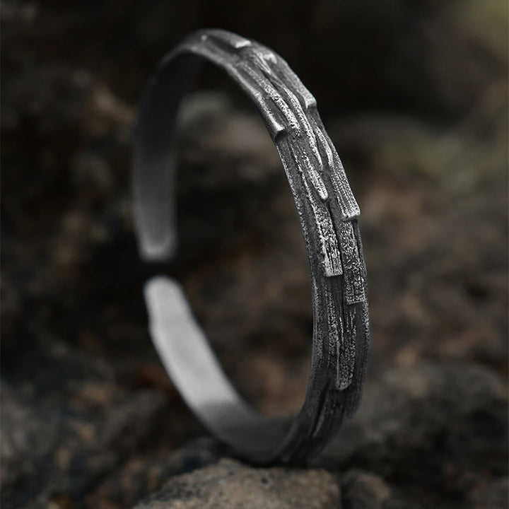 WorldNorse Handgefertigtes Armband aus 999er Silber mit Wikinger-Holzstruktur - image 2