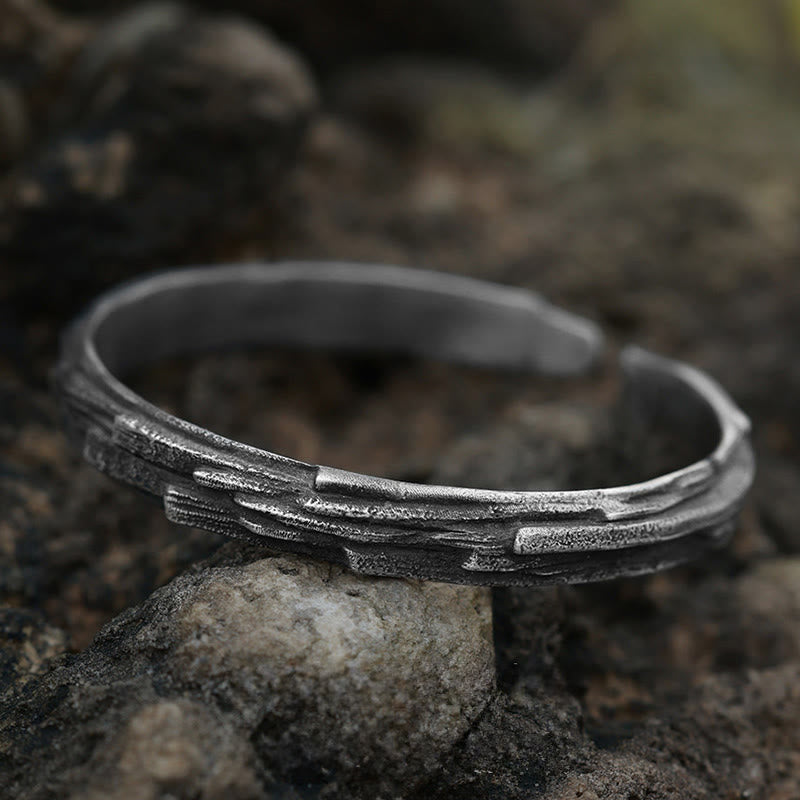 WorldNorse Handgefertigtes Armband aus 999er Silber mit Wikinger-Holzstruktur - Groß - image 0