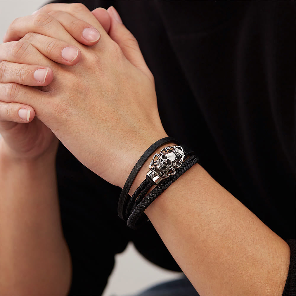 WorldNorse Valhalla Totenkopf-Armband - image 1