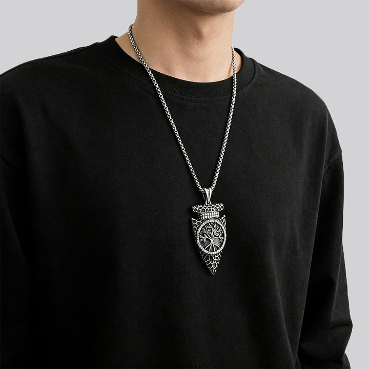 WorldNorse Geschmiedete Schuppen- Yggdrasil Schild-Halskette - image 1