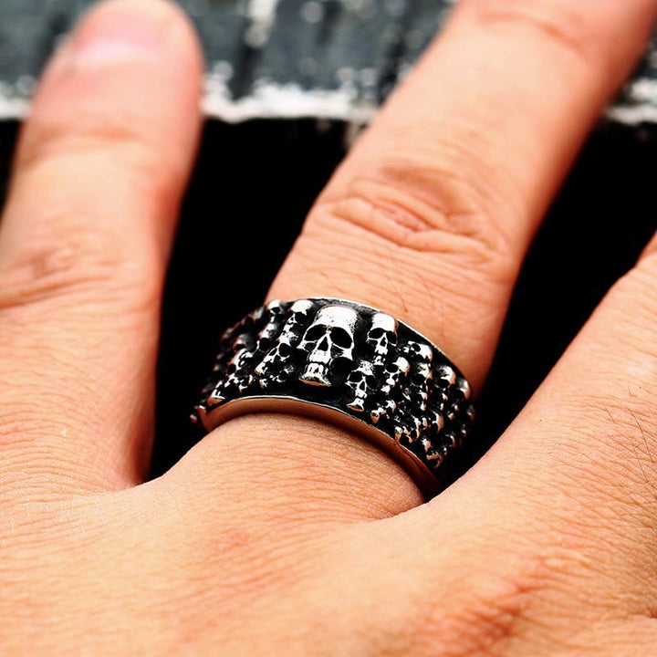 WorldNorse Unterwelt Schädelhorde Ring - image 1