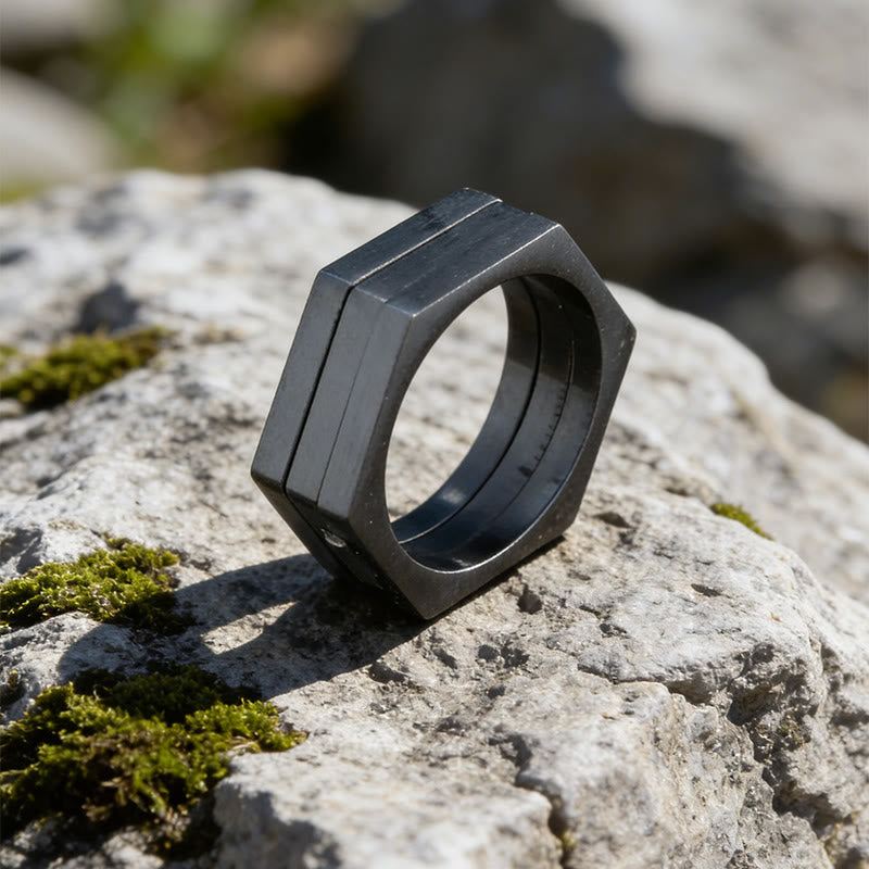 WorldNorse Minimalistischer Sechseck-Bandring - Schwarz - 72mm - image 8