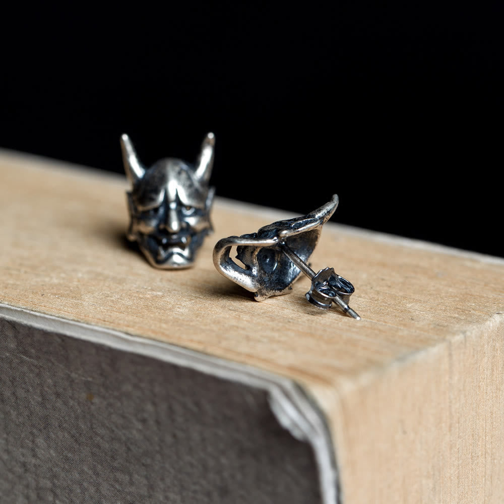 WorldNorse Handgefertigte Ohrringe aus 925er Silber mit Hannya-Maske im Antik-Look - image 3
