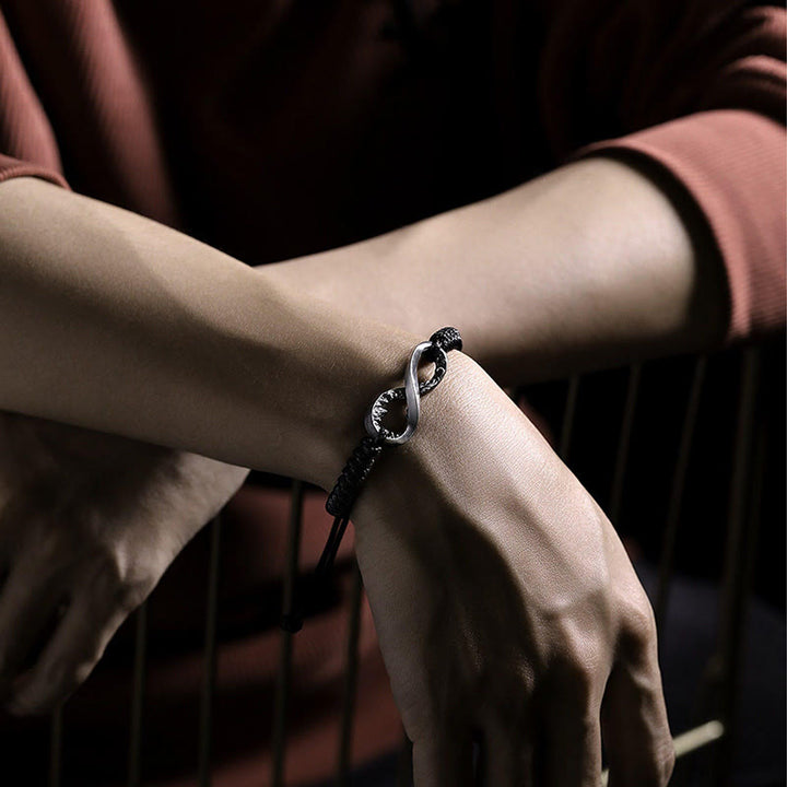 WorldNorse Handgefertigtes Armband aus 999er Silber mit Unendlichkeitsknoten - image 10
