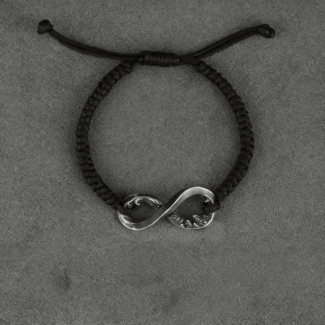 WorldNorse Handgefertigtes Armband aus 999er Silber mit Unendlichkeitsknoten - Retro - Schwarzes Seil - image 8