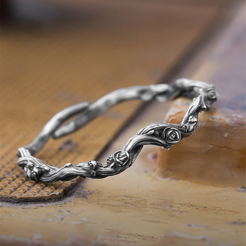 WorldNorse Handgefertigtes Armband aus 999er Silber mit Dornenrosenzweig - image 3